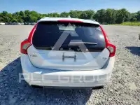 2017 Volvo V60 фото