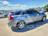 2017 Volvo V60 фото