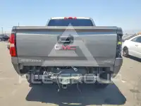 2017 GMC Sierra photo