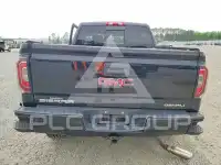 2017 GMC Sierra photo