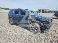 2017 GMC ACADIA photo