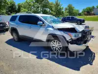 2017 GMC ACADIA photo