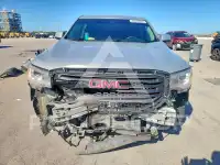 2017 GMC ACADIA photo