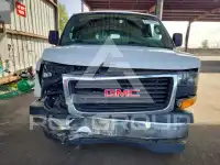 2017 GMC Savana фото