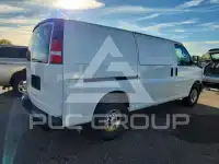 2017 GMC Savana фото