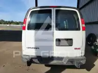 2017 GMC Savana фото