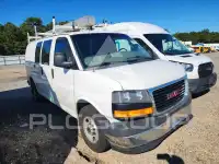 2017 GMC Savana фото