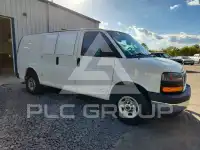 2017 GMC Savana фото