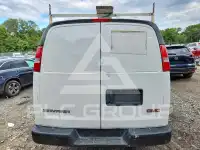 2017 GMC Savana фото