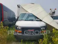 2017 GMC Savana photo