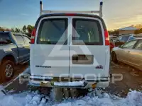 2017 GMC Savana photo