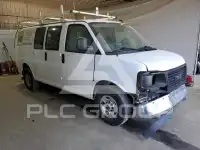 2017 GMC Savana photo