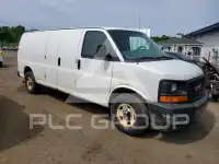 2017 GMC Savana фото