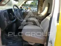 2017 GMC Savana photo
