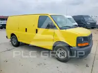 2017 GMC Savana photo