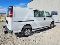 2017 GMC Savana фото
