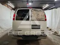 2017 GMC Savana photo