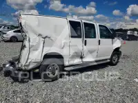 2017 GMC Savana фото