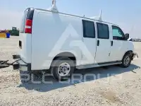 2017 GMC Savana фото