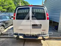 2017 GMC Savana фото