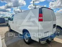 2017 GMC Savana photo