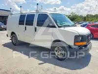 2017 GMC Savana photo