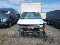 2017 GMC Savana фото