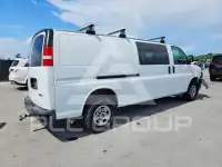 2017 GMC Savana фото