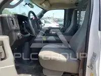 2017 GMC Savana фото