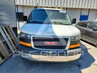 2017 GMC Savana фото
