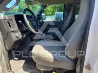 2017 GMC Savana photo