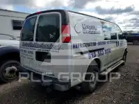 2017 GMC Savana photo