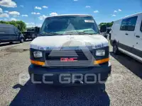 2017 GMC Savana photo