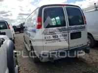 2017 GMC Savana photo