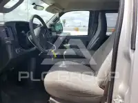 2017 GMC Savana photo