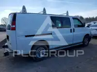 2017 GMC Savana фото
