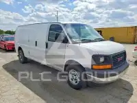 2017 GMC Savana photo