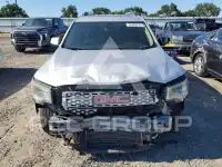 2017 GMC ACADIA photo