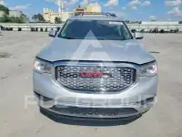 2017 GMC ACADIA photo