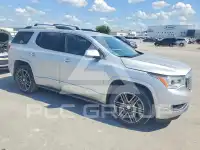 2017 GMC ACADIA photo