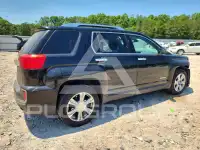 2017 GMC TERRAIN photo