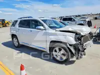 2017 GMC TERRAIN photo