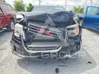 2017 GMC TERRAIN photo