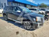 2017 GMC TERRAIN photo