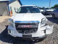 2017 GMC TERRAIN photo