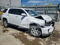 2017 GMC TERRAIN photo