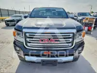 2017 GMC CANYON photo