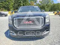 2017 GMC YUKON photo