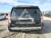 2017 GMC YUKON photo