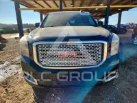 2017 GMC YUKON фото